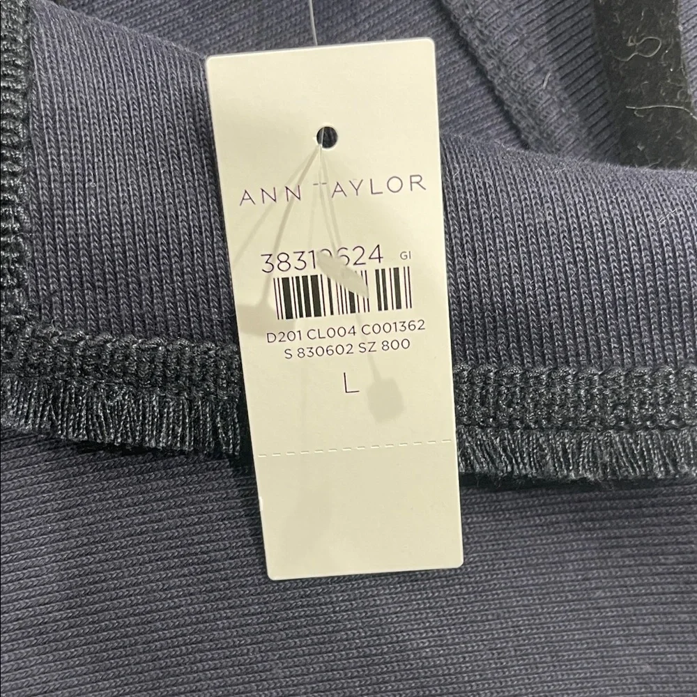 Ann Taylor Dark Blue Button-Down Shirt with Gold Accents - Picture 4 of 4